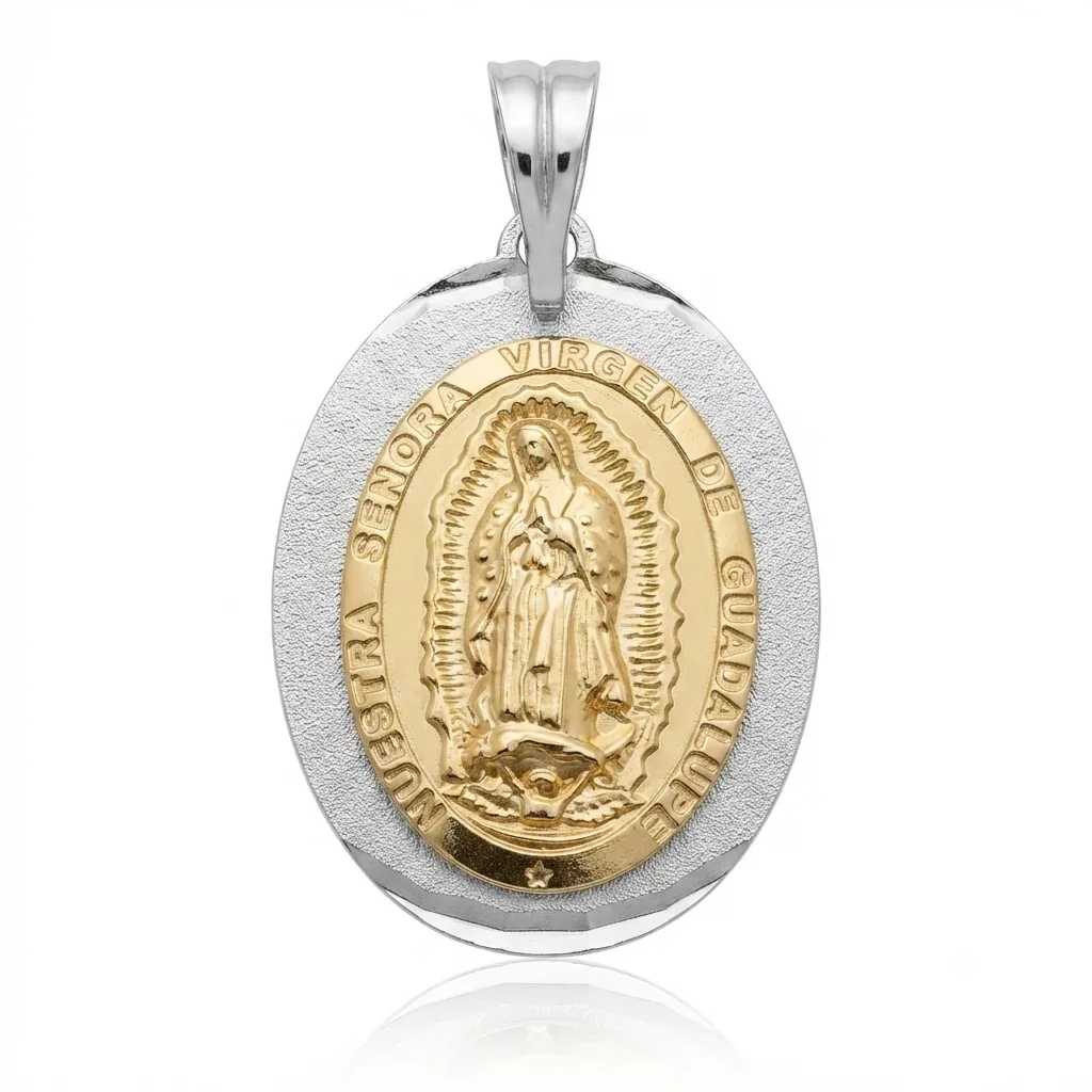 Colgante Virgen de Guadalupe Oval en Plata 925 con Oro