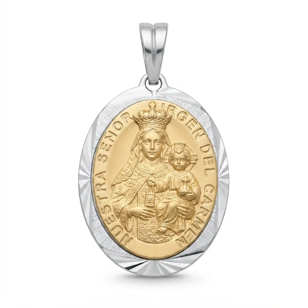 Colgante Virgen del Carmen Oval en Plata 925 con Oro