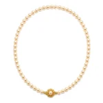 Collar de Perlas Mallorca con Broche Flor Dorado
