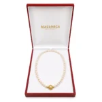 Collar de Perlas Mallorca con Broche Flor Dorado